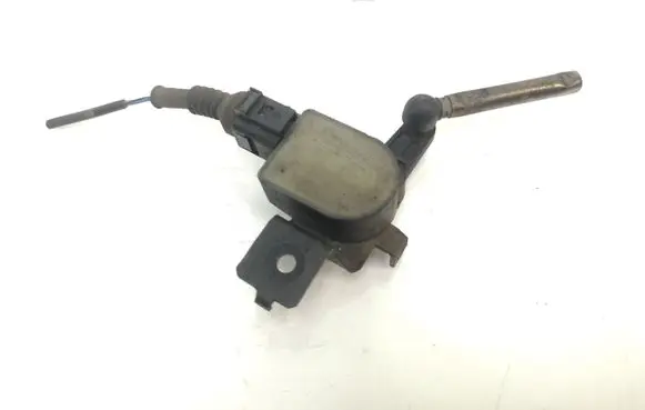 Headlight level adjustment motor