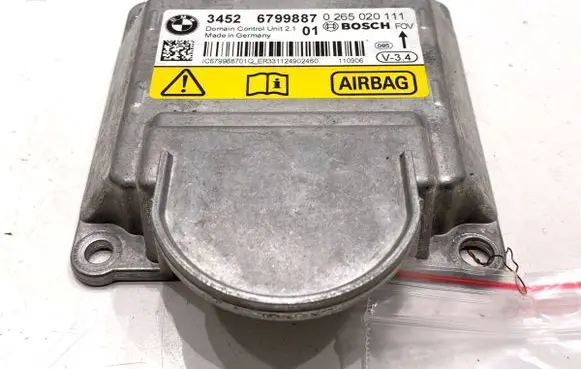 BMW 5 F10 F11 Airbag deployment crash/impact sensor 6799887