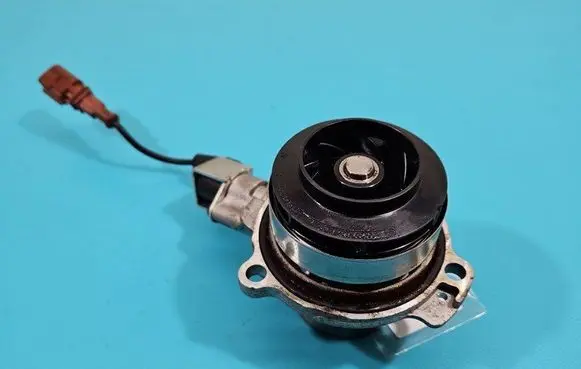 Volkswagen Golf VII Water pump 100207801KT IMPRK1448558