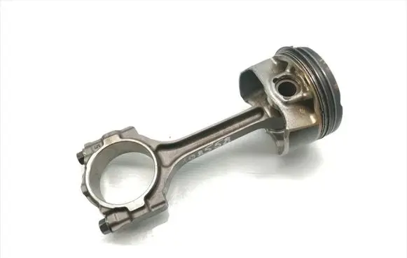 Opel Karl Piston with connecting rod 55580898 B10XE
