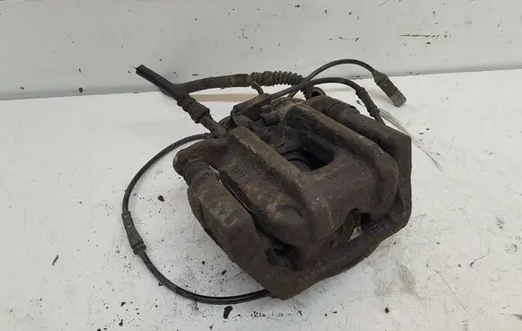 BMW 5 F10 F11 Rear brake caliper 32345699