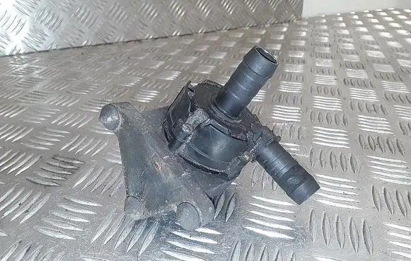 Ford Mondeo MK V Electric auxiliary coolant/water pump dg9318d474a f00hx2j028