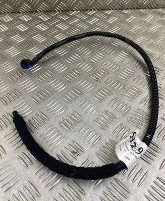 Audi Q8 Headlight washer hose/pipe 4M8955667