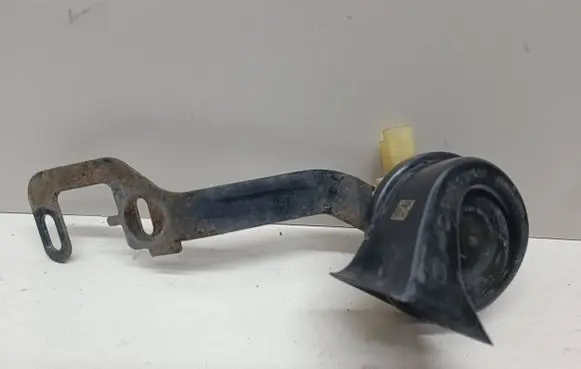 Peugeot 2008 I Horn signal