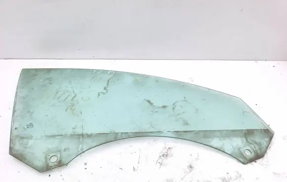 Audi A6 S6 C6 4F Front door window glass four-door 