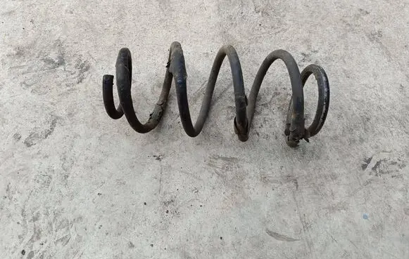 Mercedes-Benz CLA C117 X117 W117 Rear coil spring
