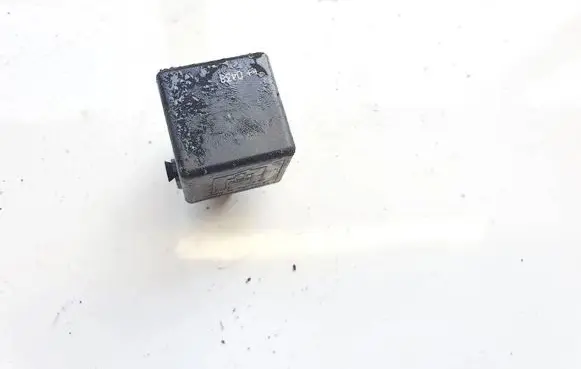 Mercedes-Benz A W168 Other relay 4ra00779100 a0025421319