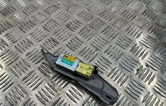 Lexus GS 300 350 430 450H Airbag deployment crash/impact sensor 8983430020