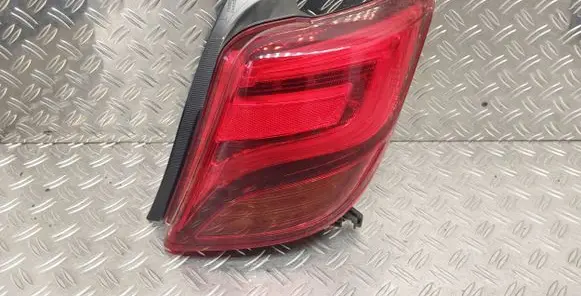 Toyota Yaris Rear/tail lights