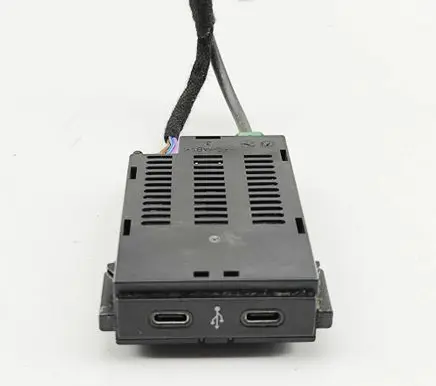 Volkswagen Transporter - Caravelle T6 USB socket connector 2G6035736
