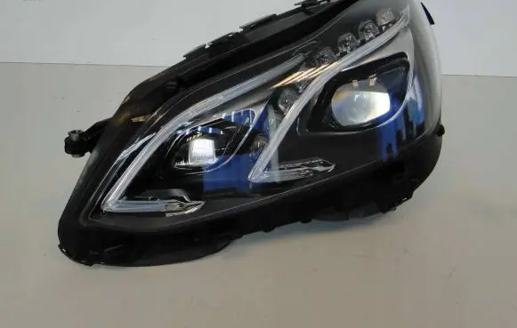 Mercedes-Benz E W212 Headlight/headlamp A2129063103