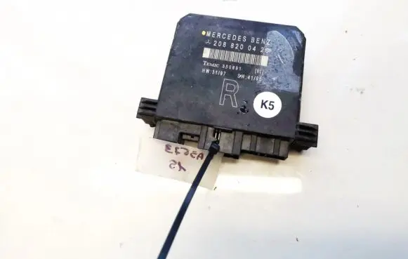 Mercedes-Benz CLK A208 C208 Door control unit/module 2088200426