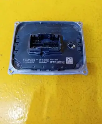 Mercedes-Benz S W223 Voltage converter/converter module A2239002909