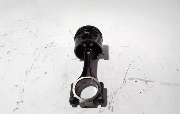 Audi A4 S4 B7 8E 8H Piston with connecting rod 038J