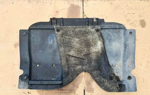 Dacia Dokker Engine splash shield/under tray 758908453R 758902030R