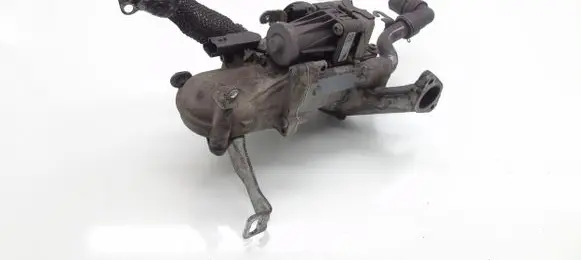Ford Grand C-MAX EGR valve cooler 9671187780
