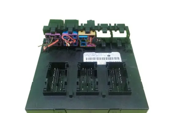 Audi A3 S3 A3 Sportback 8P Central body control module 8P097063A