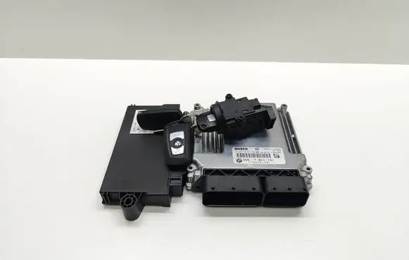 BMW 5 E60 E61 Engine ECU kit and lock set 9147216 914721601 61359147216