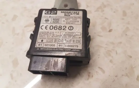 Mitsubishi Pajero Alarm control unit/module MR587327 X1T15771M