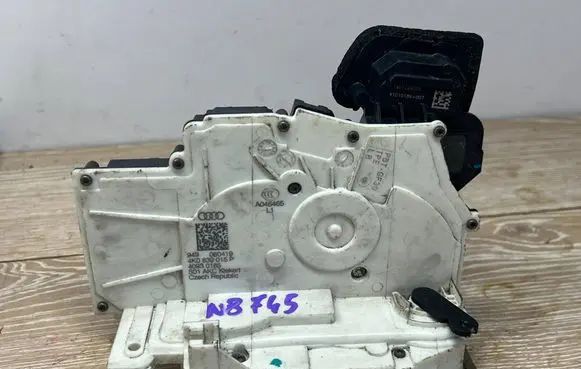 Audi A6 S6 C8 4K Rear door lock 4K0839015P