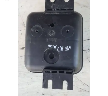 Vacuum air tank