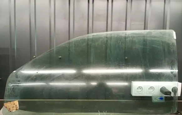 Fiat Punto (176) Front door window glass four-door