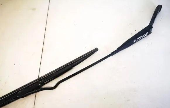 Opel Astra G Front wiper blade arm 90559601