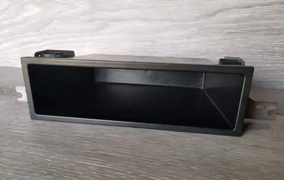 Isuzu Trooper Dashboard storage box/compartment 