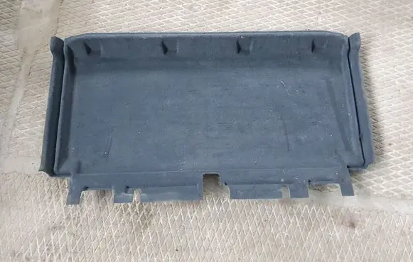 Mercedes-Benz CLS C219 Trunk/boot floor carpet liner A2116931391