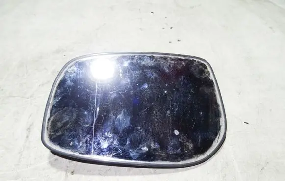 Toyota Avensis T250 Wing mirror glass 3001821