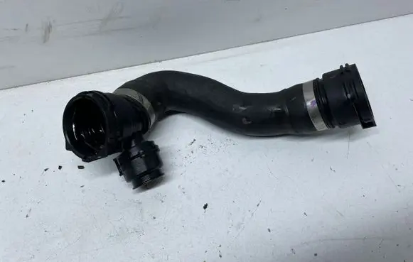 BMW X6 E71 Engine coolant pipe/hose 16185913
