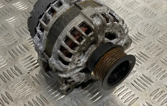 Volvo V40 Generator/alternator 31419101 14V951150A C83HC