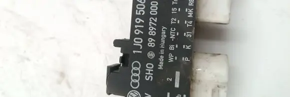 Audi A3 S3 8L Coolant fan relay 1J0919506K 898972000
