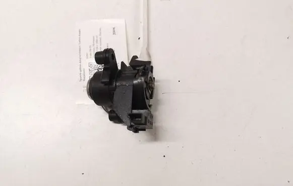 BMW 3 E46 Tailgate exterior lock 8196052