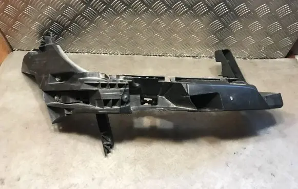 Mercedes-Benz GL X166 Headlight/headlamp mounting bracket A1666200691