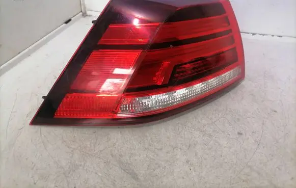 Volkswagen Golf VII Rear/tail lights 5G0945095Q L90120959