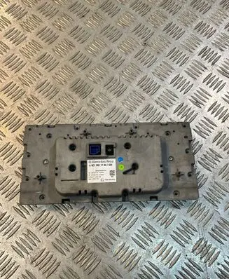 Mercedes-Benz Sprinter W907 W910 Sound amplifier A9079001703