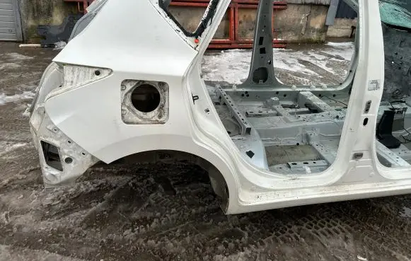 Nissan Pulsar Rear quarter panel 