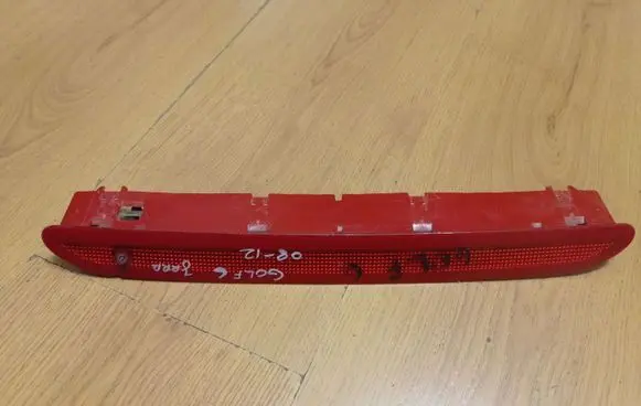 Volkswagen Golf VI Third/center stoplight 5K0945087B