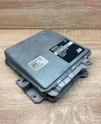 Opel Omega B1 Engine control unit/module ECU 90494180 0281001428