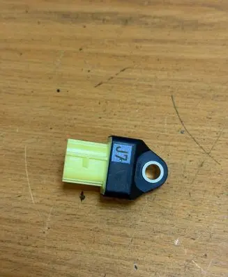 Lexus RX 450H Airbag deployment crash/impact sensor 8983128040