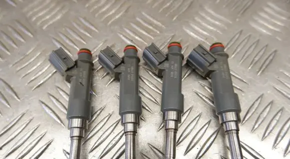 Toyota Prius (XW50) Fuel injectors set 2325037080