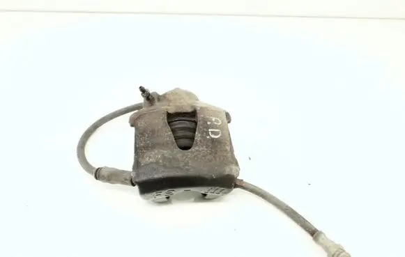 Volkswagen Golf V Front brake caliper