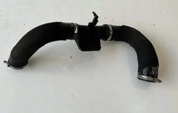 Audi A6 C7 Intercooler hose/pipe 4G0145737AJ
