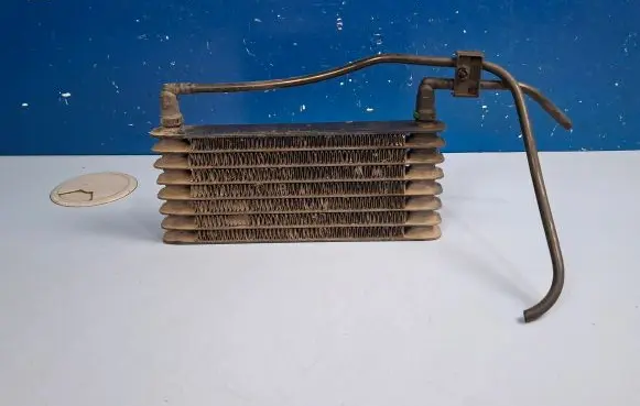 Engine oil radiator