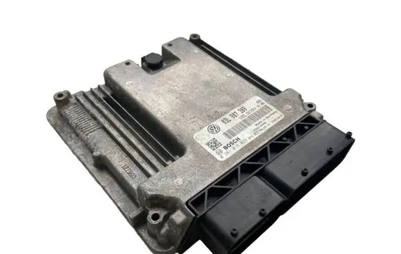 Volkswagen PASSAT B6 Engine control unit/module 03L907309 0281015029