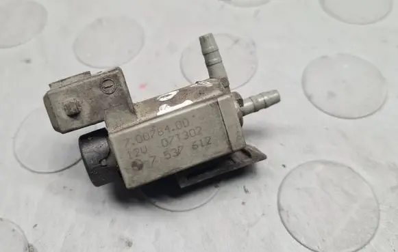 BMW X3 E83 Turbo solenoid valve 7537612