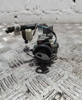 Mazda 323 Ignition lock