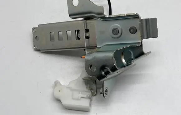 Subaru Outback (BT) Seat back rest lock catch 