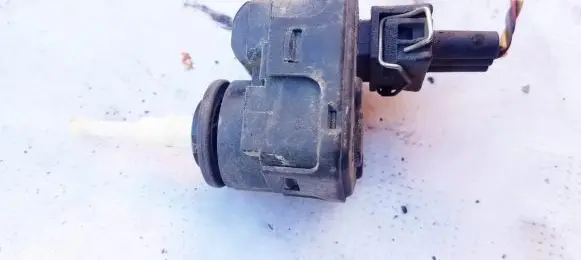 Headlight level adjustment motor